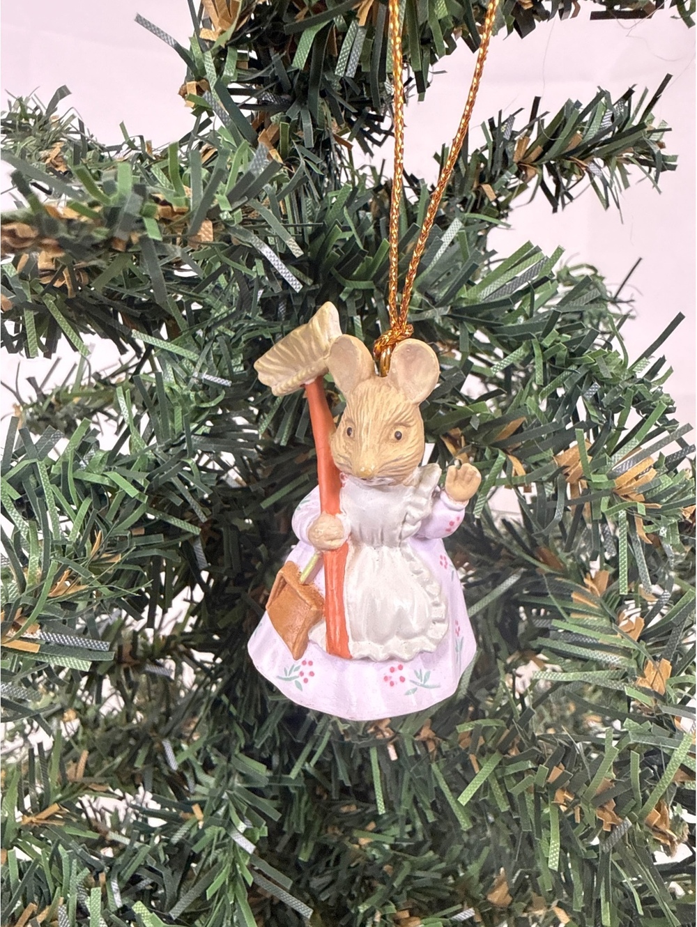 Vintage Style Mouse Figurine Christmas Ornament with Broom